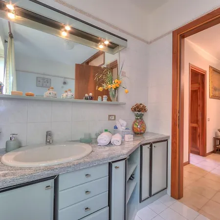 Casa Elisabetta 100m From - Happy Apartment *