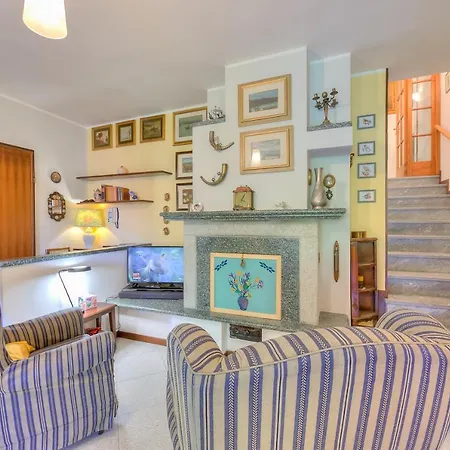 Casa Elisabetta 100m From - Happy Appartement Stresa